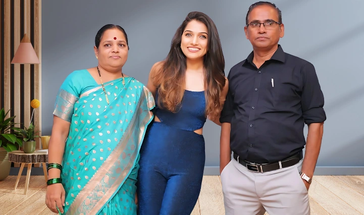 Jahanvi Killekar with her parents